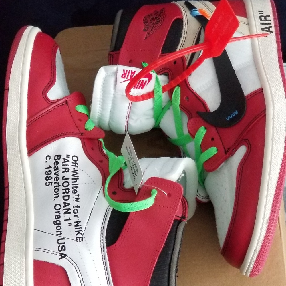 Nike The 10: Air Jordan 1 x OFF-WHITE Retro